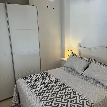 Apartamento Costa 80 Metros Playa Apartment *